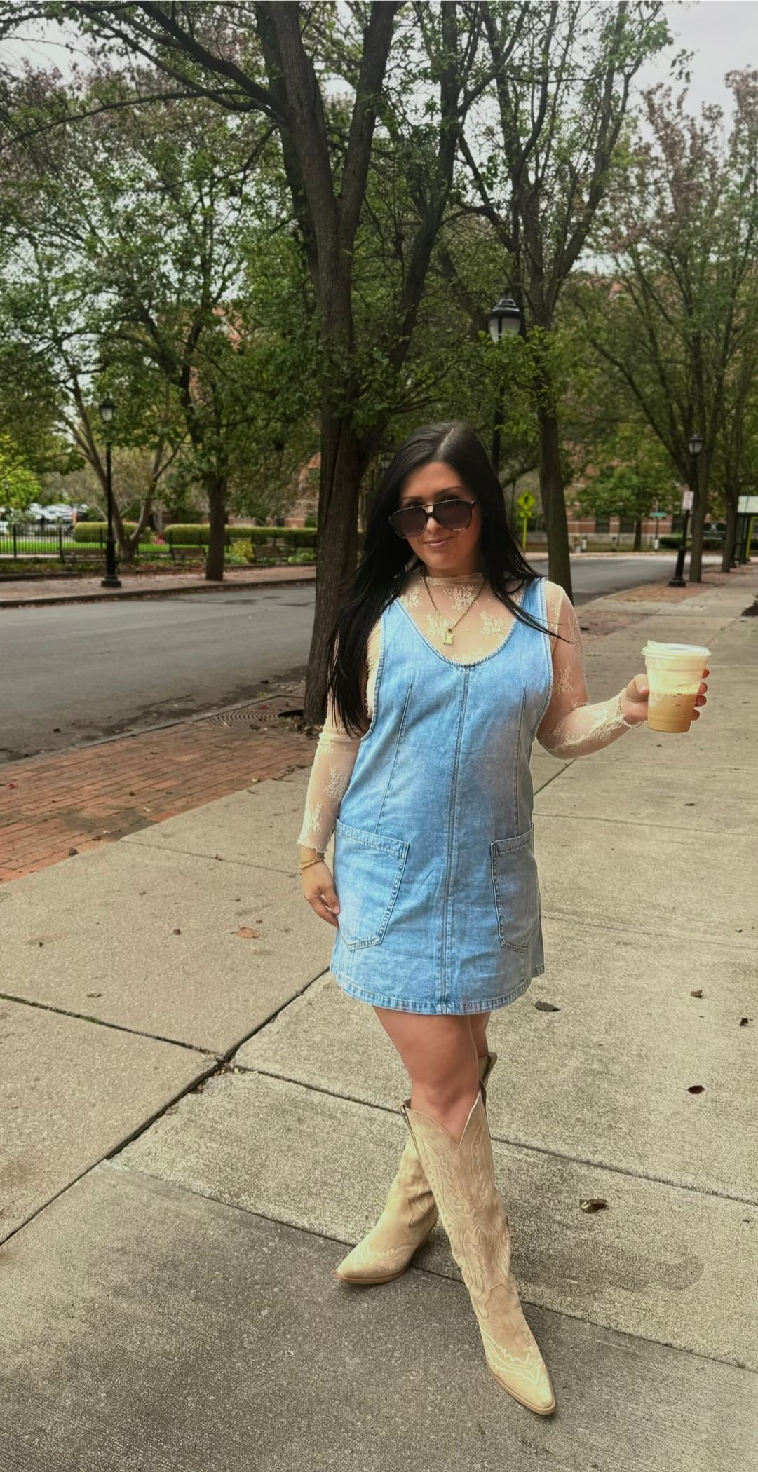 Alleecia Mesh Top Beige