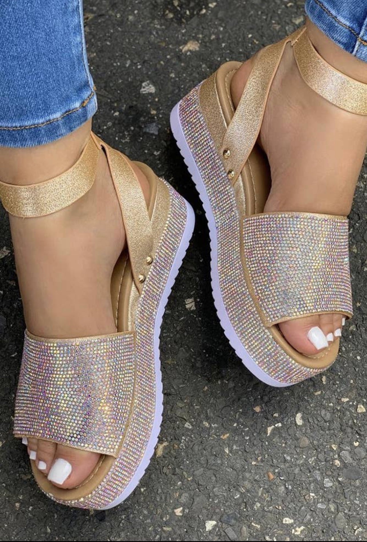 Sparkly Platform Sandal - Black/Gold