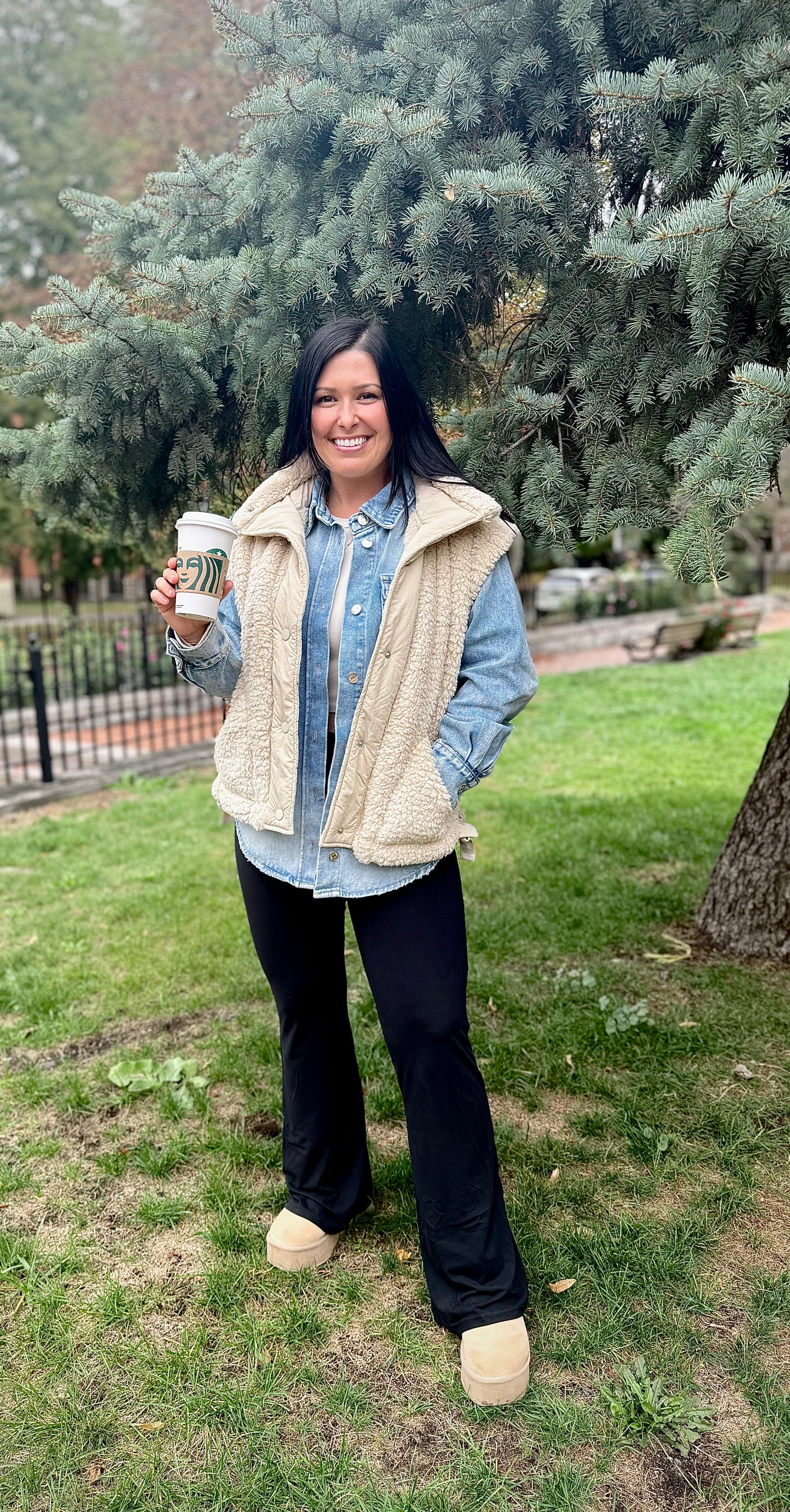 Cozy Up Sherpa Vest Beige