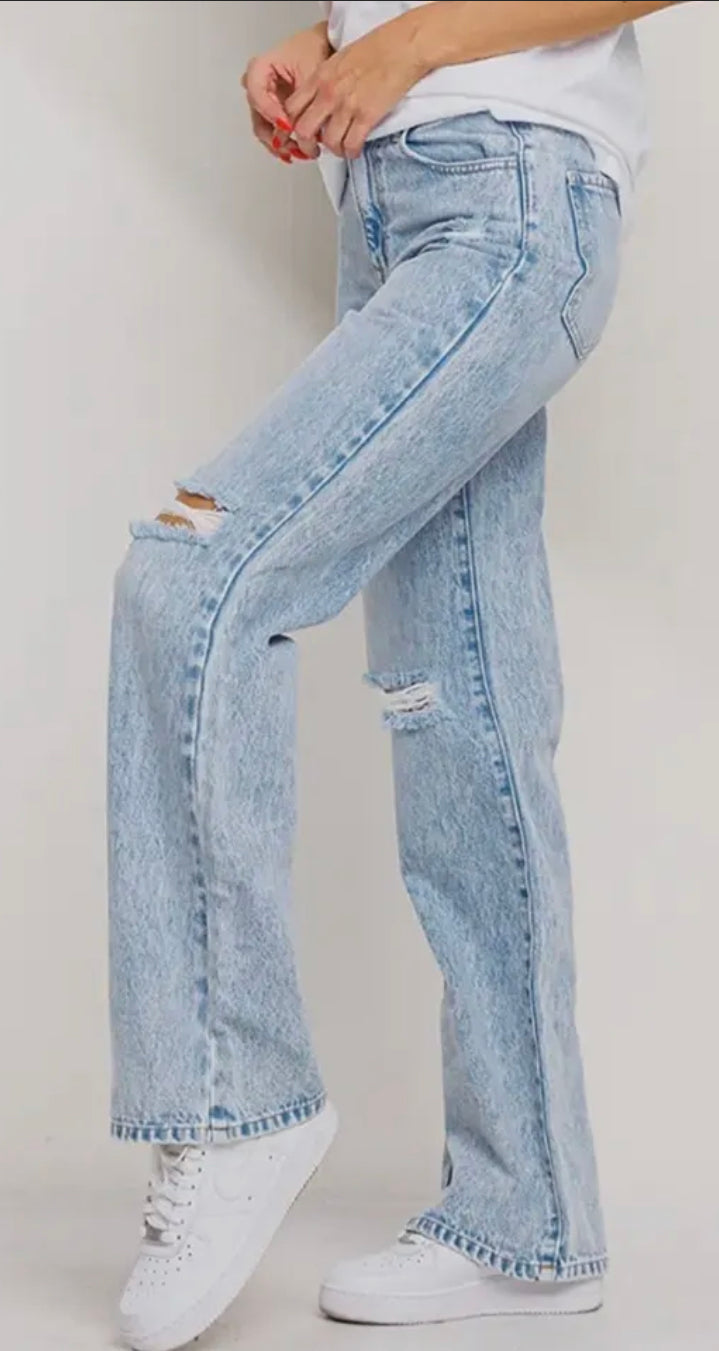 Beverly Hills 90s Straight Jean